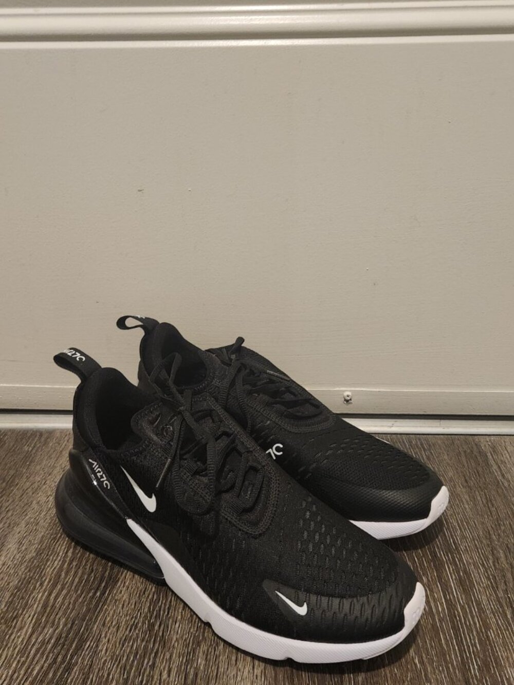 Nike Air Max 270
